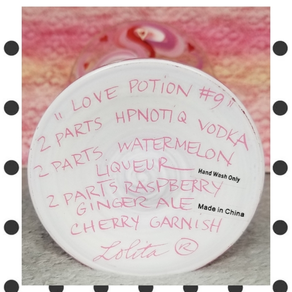 Lolita martini glass "love potion #9" - Picture 3 of 3